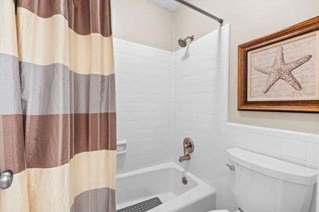 2889 CORDIE LEE LN, Germantown, TN 38138