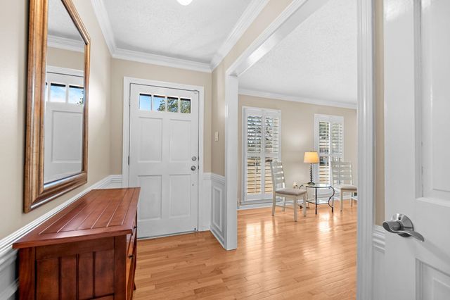 2889 CORDIE LEE LN, Germantown, TN 38138