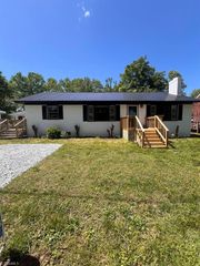 221 Atwater Street, Yanceyville, NC 27379