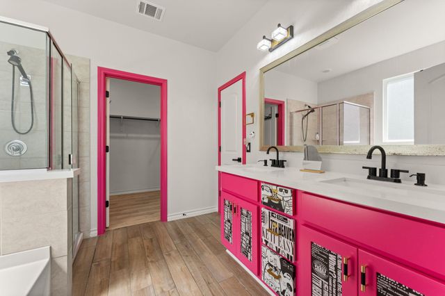 200 Caisson TRL, Liberty Hill, TX 78642