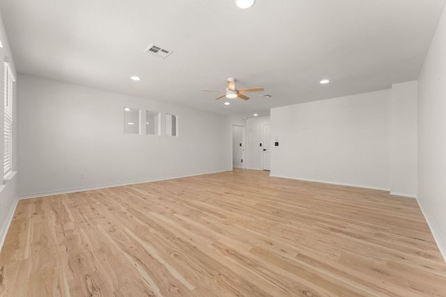 200 Caisson TRL, Liberty Hill, TX 78642
