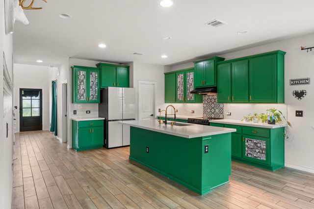 200 Caisson TRL, Liberty Hill, TX 78642