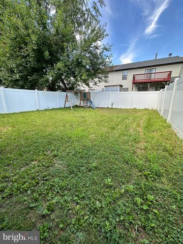 18 HARRINGTON LN, Sicklerville, NJ 08081
