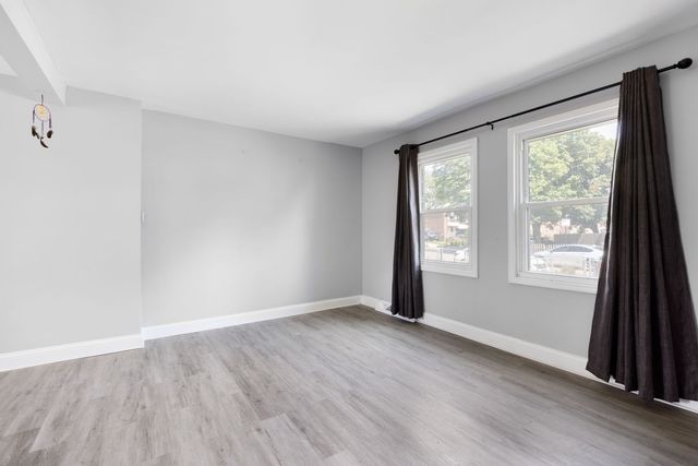 6442 S Lockwood Avenue, Chicago, IL 60638