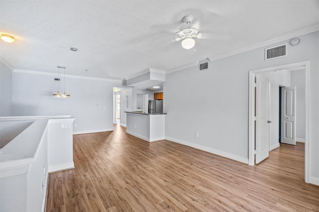 5880 W Sample Road 307, Coral Springs, FL 33067