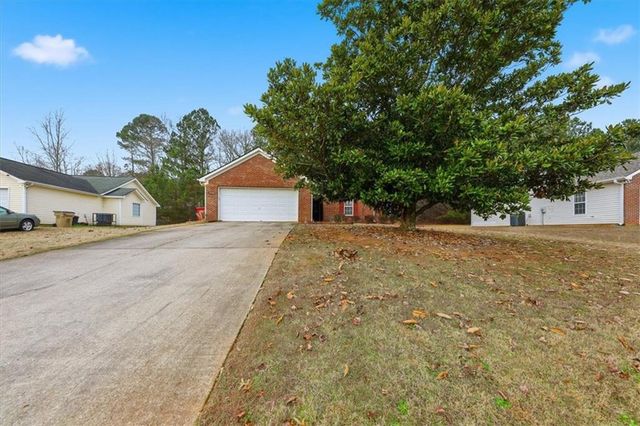11179 Knotty Pine Place, Hampton, GA 30228