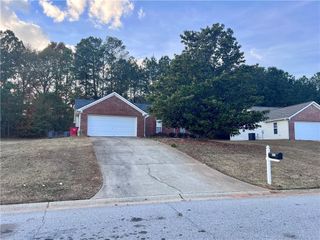 11179 Knotty Pine Place, Hampton, GA 30228