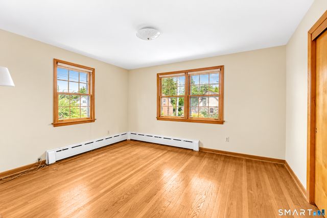 95 Lower Boulevard, New London, CT 06320