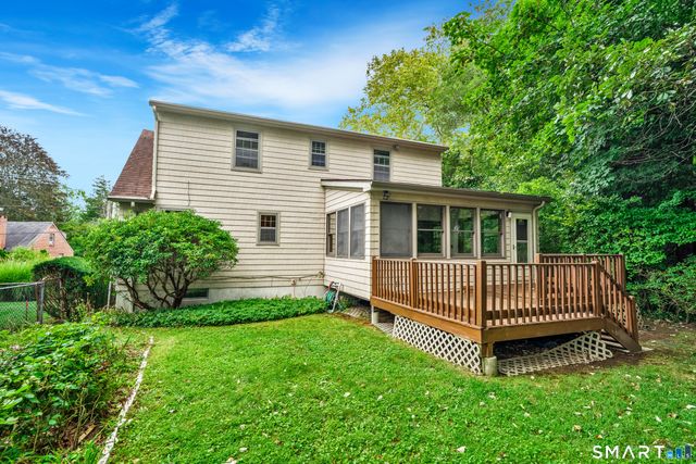 95 Lower Boulevard, New London, CT 06320