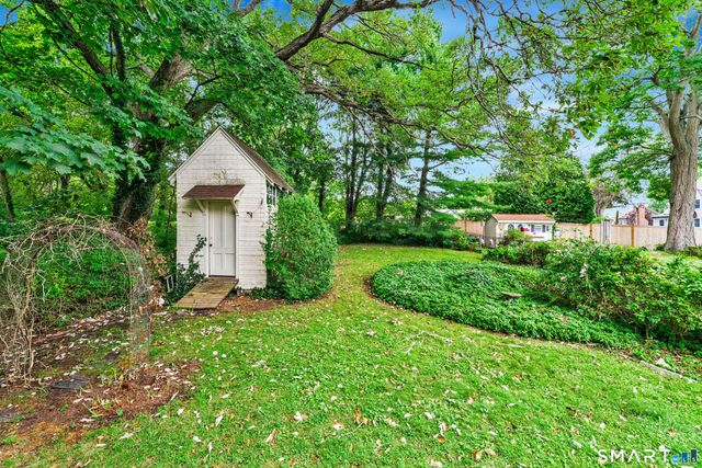95 Lower Boulevard, New London, CT 06320