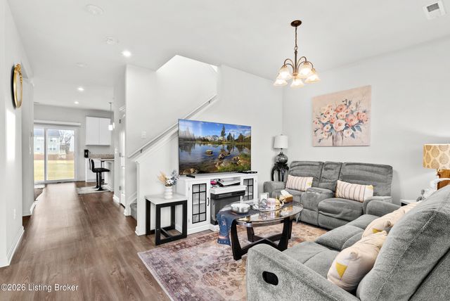 240 Ardmore Crossing Dr, Shelbyville, KY 40065