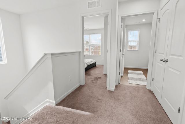 240 Ardmore Crossing Dr, Shelbyville, KY 40065