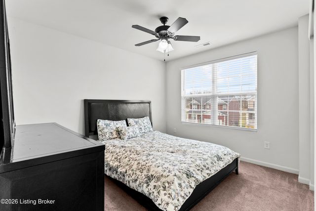 240 Ardmore Crossing Dr, Shelbyville, KY 40065