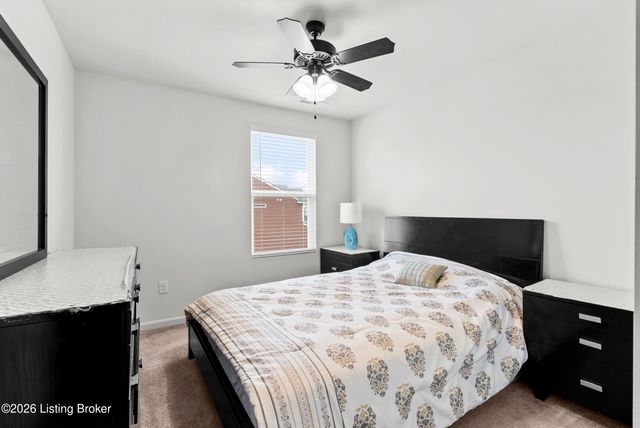 240 Ardmore Crossing Dr, Shelbyville, KY 40065