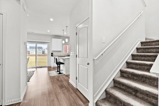 240 Ardmore Crossing Dr, Shelbyville, KY 40065