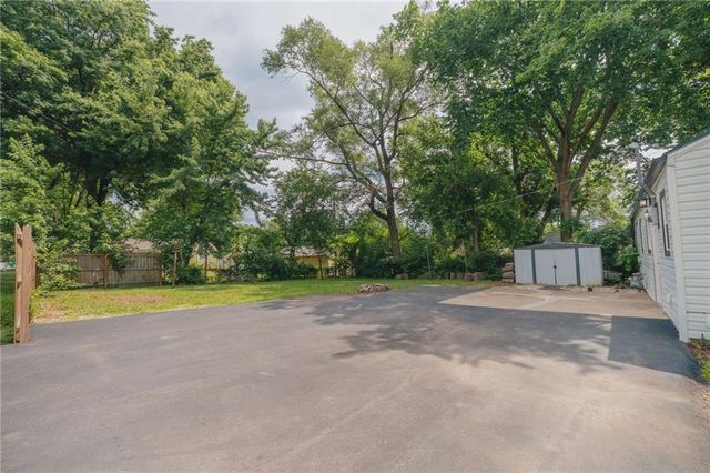 5034 Ottawa Street, Kansas City, KS 66106