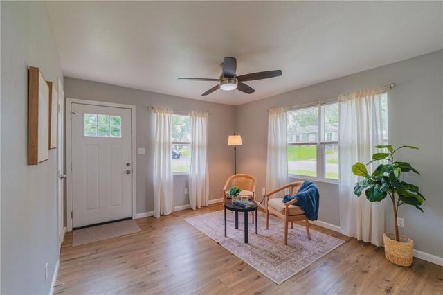 5034 Ottawa Street, Kansas City, KS 66106