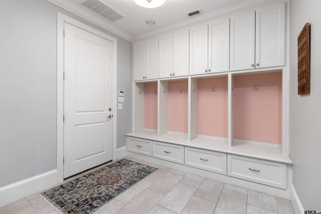 6090 Graemont Blvd, Tyler, TX 75703