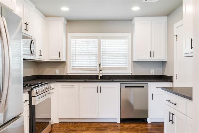 2520 Kings Way, The Village, OK 73120