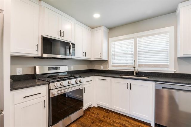 2520 Kings Way, The Village, OK 73120