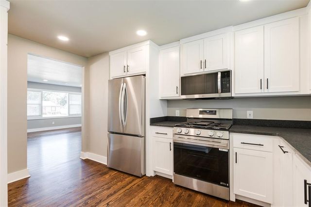 2520 Kings Way, The Village, OK 73120