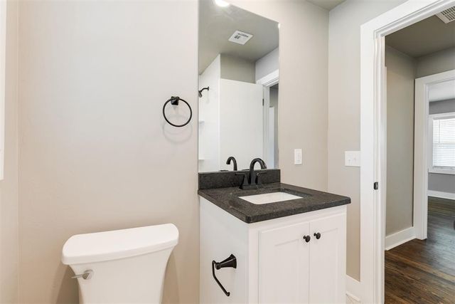 2520 Kings Way, The Village, OK 73120