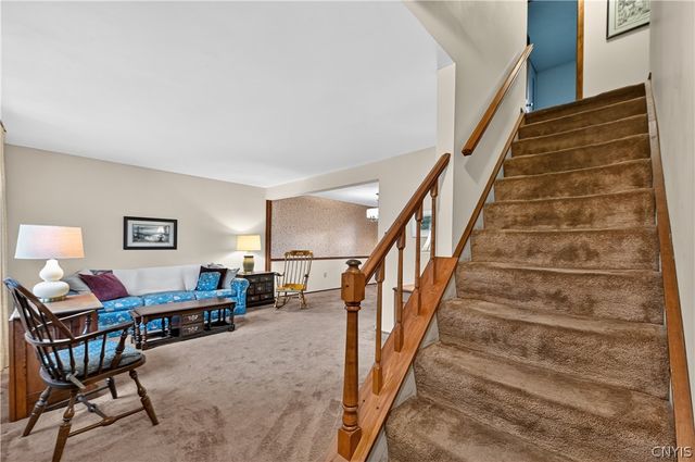 8086 Princess Path, Clay, NY 13090