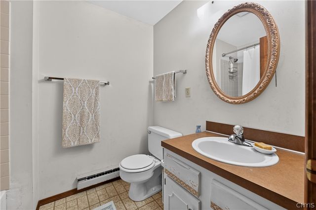 8086 Princess Path, Clay, NY 13090