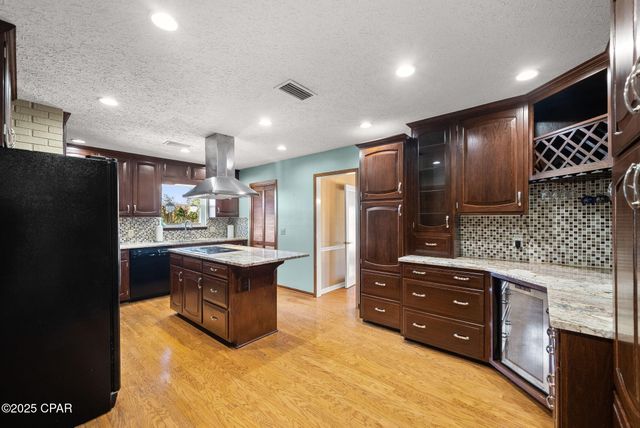 2212 Saint Andrews Boulevard, Panama City, FL 32405