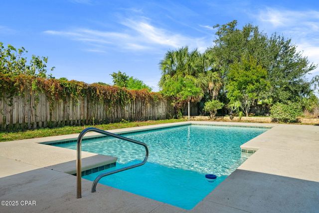 2212 Saint Andrews Boulevard, Panama City, FL 32405