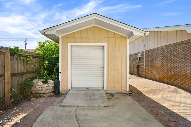 2212 Saint Andrews Boulevard, Panama City, FL 32405