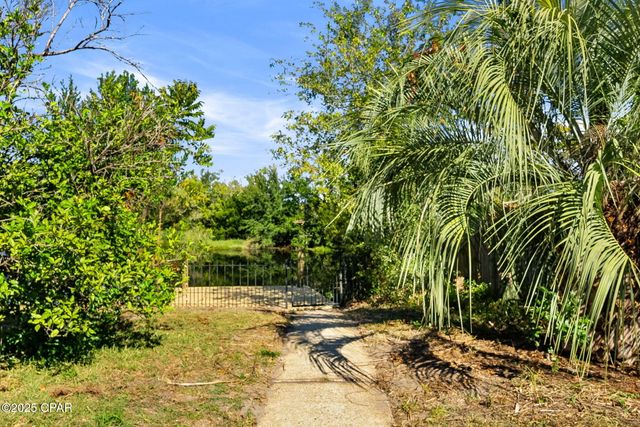 2212 Saint Andrews Boulevard, Panama City, FL 32405