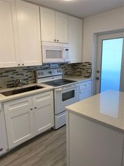4502 N Federal Hwy 327C, Lighthouse Point, FL 33064
