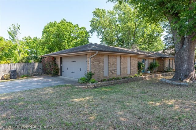 1201 Cartwright Street, Van Buren, AR 72956