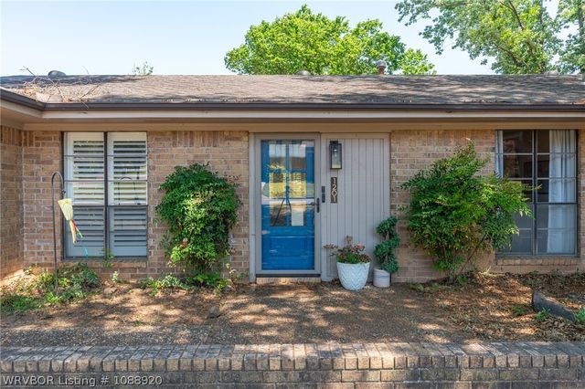 1201 Cartwright Street, Van Buren, AR 72956