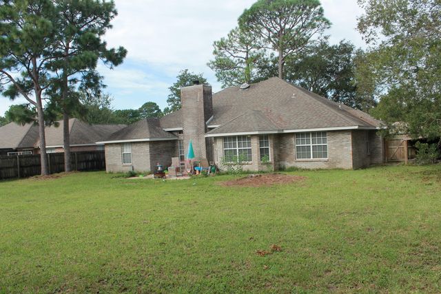 63 Norwich Circle, Niceville, FL 32578