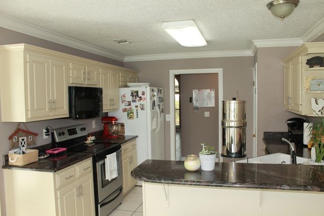 63 Norwich Circle, Niceville, FL 32578
