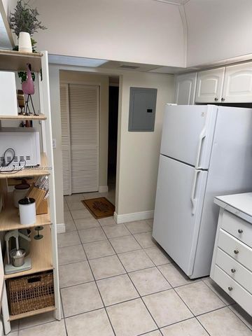 19380 Collins Ave 707, Sunny Isles Beach, FL 33160