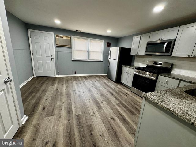 8519 MARSDEN ST, Philadelphia, PA 19136