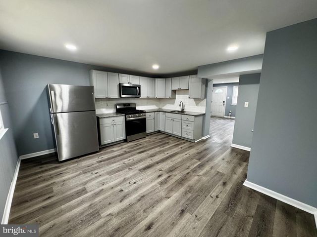 8519 MARSDEN ST, Philadelphia, PA 19136