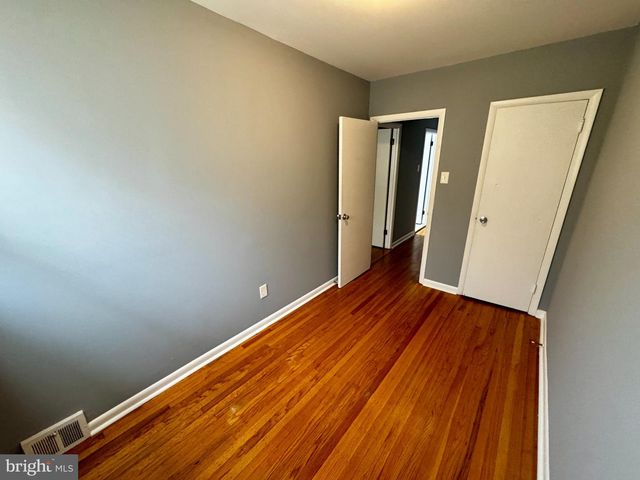 8519 MARSDEN ST, Philadelphia, PA 19136