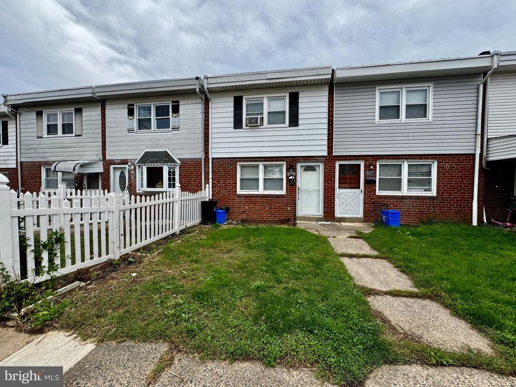 8519 MARSDEN ST, Philadelphia, PA 19136