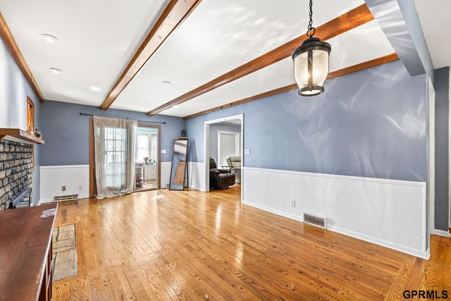 2135 Mullen Road, Omaha, NE 68124