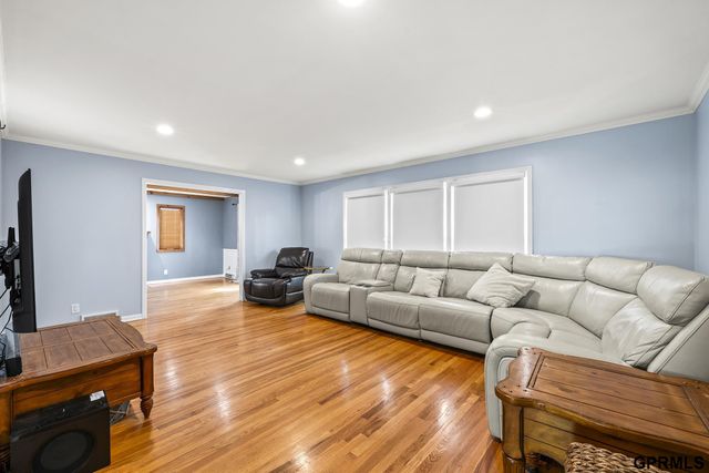 2135 Mullen Road, Omaha, NE 68124