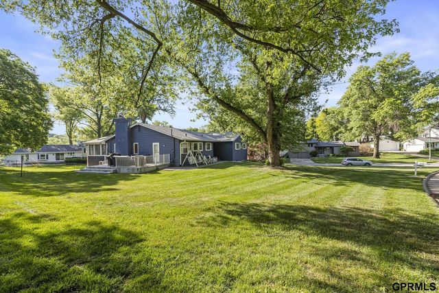 2135 Mullen Road, Omaha, NE 68124