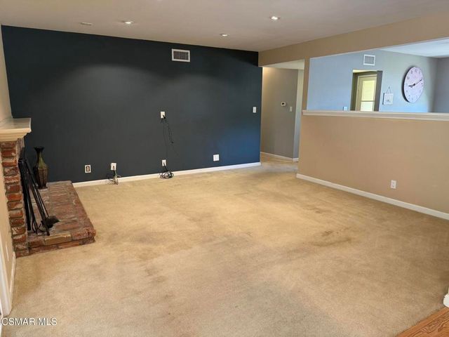 749 Kitty Street, Newbury Park, CA 91320