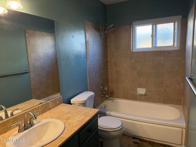 749 Kitty Street, Newbury Park, CA 91320