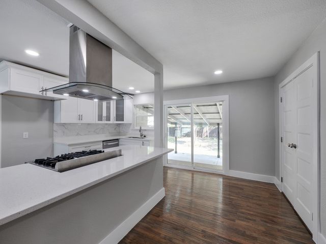3512 Mayhew Drive, Dallas, TX 75228