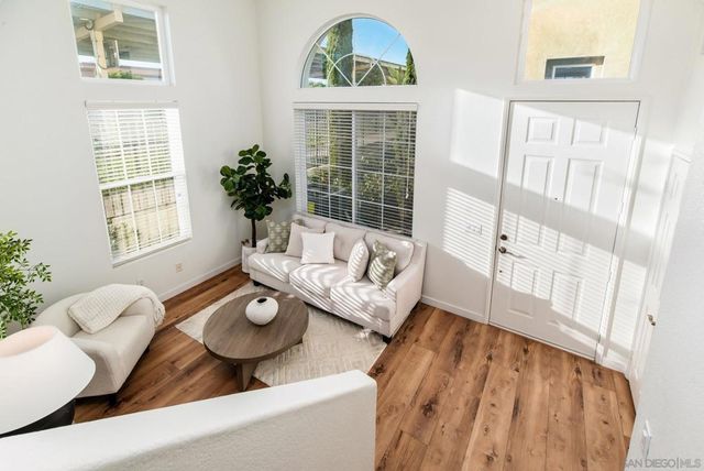 3710 Mykonos Ln 172, San Diego, CA 92130