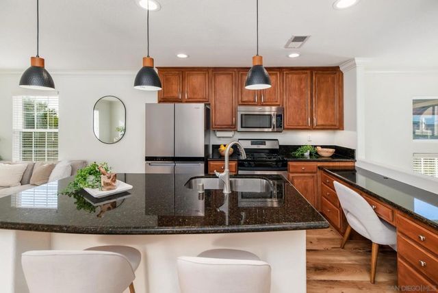 3710 Mykonos Ln 172, San Diego, CA 92130